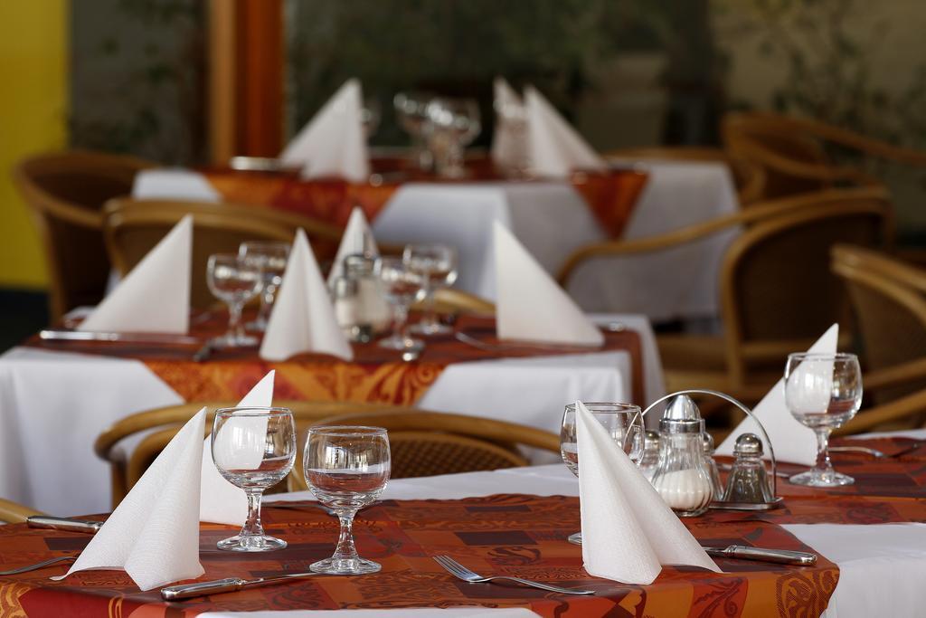 Hotel Krakonos Mariánské Lázně Esterno foto