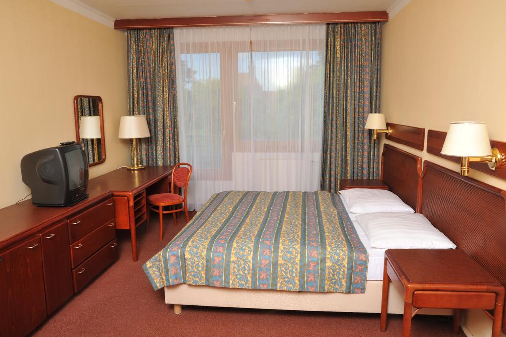 Hotel Krakonos Mariánské Lázně Esterno foto