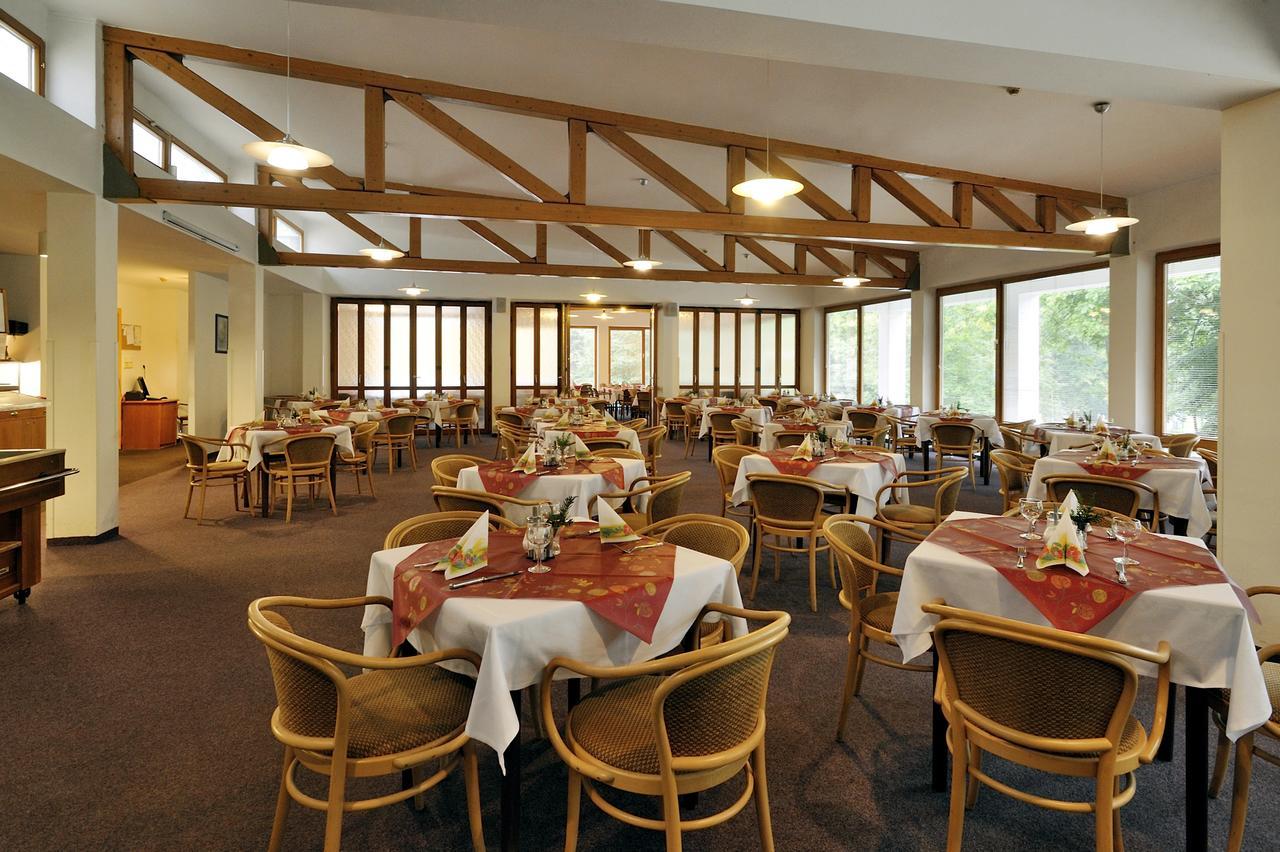 Hotel Krakonos Mariánské Lázně Esterno foto